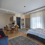 Tanrise House