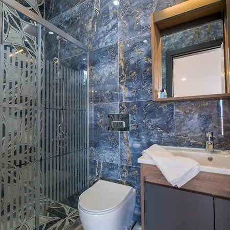 Tanrise House 페티예