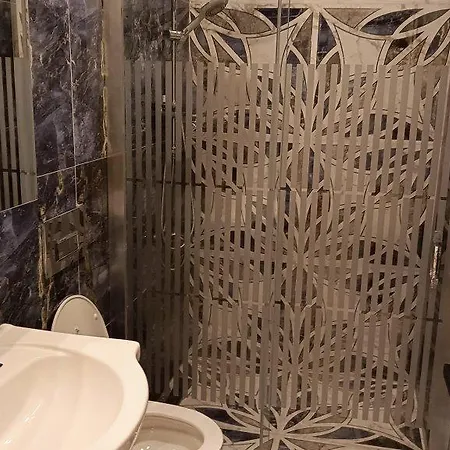 Lägenhetshotell Tanrise House