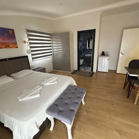 Tanrise House Apartahotel