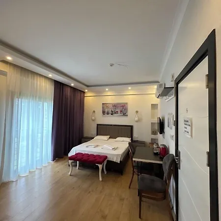 Tanrise House Aparthotel 4*