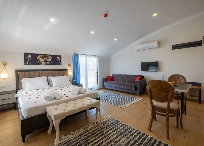 Apartmanhotel Tanrise House 4*